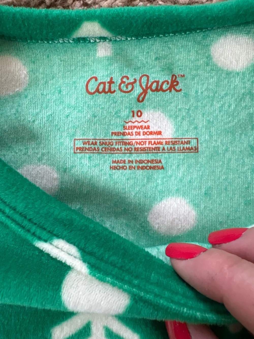 Cat & Jack Green Fleece Pajama Set with White Tree & Dot Prints